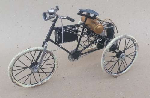 Vintage Model Motor Tricycle