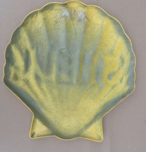 Shell Logo Wall Decor