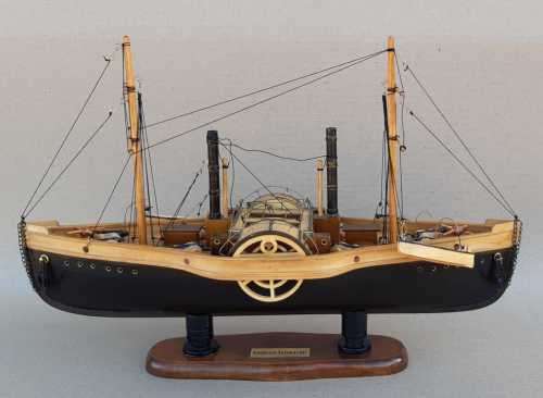 Wooden Model Ship Radaviso Salamander