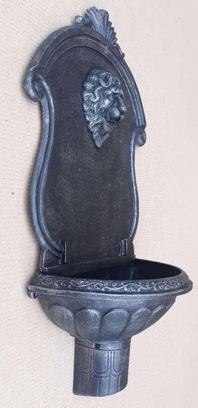 Wall Mounted Water Fountain