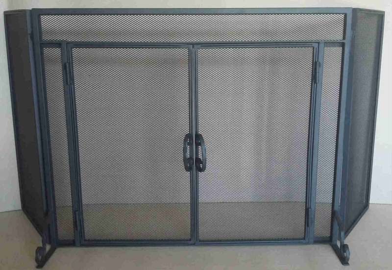 Fireplace Child/ Pet Surround Screen with Front Opening Doors. 100 x 80