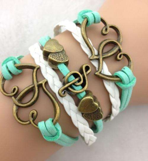 Bracelet-Double hearts and treble clef charm