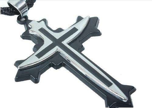 Neckalace with modern Gothic inspired cross pendant-Black