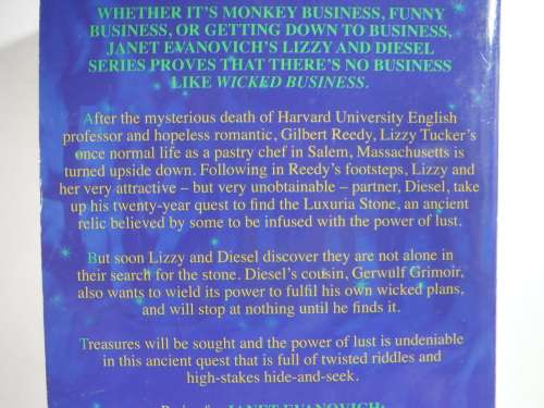 Wicked Business - Janet Evanovich (SOFTCOVER)