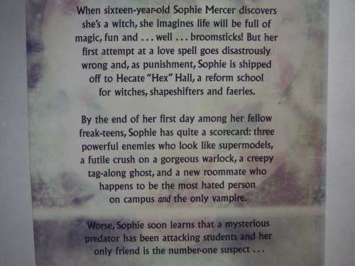 Hex Hall - Rachel Hawkins (SOFTCOVER)