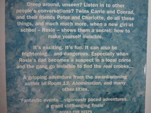 Invisible - Paperback - Robert Swindells