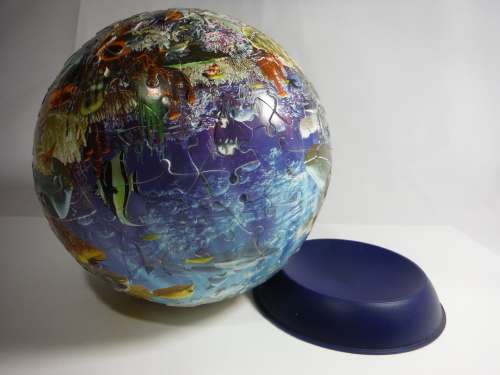 3D Ravensburger Puzzleball 240 Pieces- (Under the Sea Theme)
