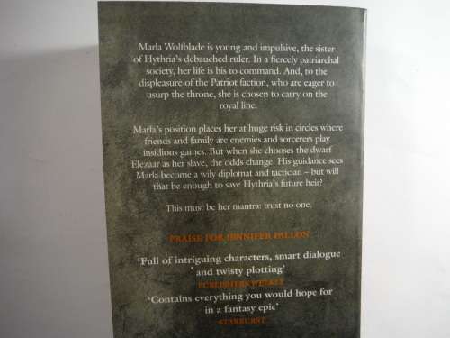 WolfBlade- Jennifer Fallon -(Fantasy)- SOFTCOVER