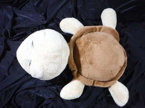 Russ Berrie Lil Peepers  Brown Yellow Sad Eyes Turtle Plush Toy
