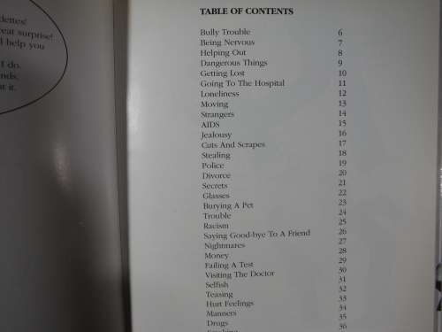 The Little People`s Guide To The Big World- Trevor Romain
