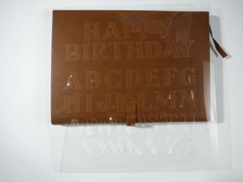 7 Cake Stencils: Receipes and how-to decorating ideas for cakes and cupcakes.