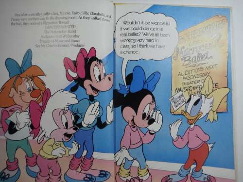 Showtime For Clarabelle: Minnie `n Me The best friends Collection