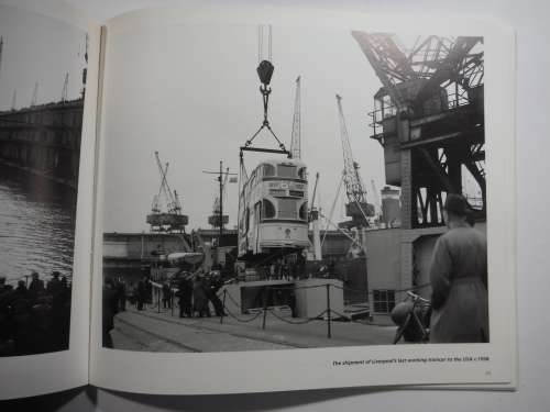 A Liverpool Album: Photographs from the Stewart Bale Archive( Coffee Table Book)