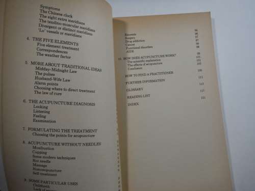 Acupuncture- Michael Nightingale: An introductory guide to thetechnique and its benefits.(SOFTCOVER)