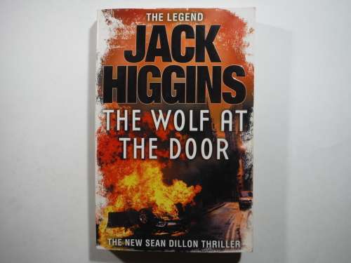 The Wolf at the Door - Paperback - Jack Higgins