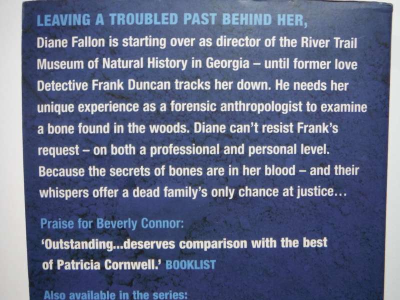 One Grave Too Many - Paperback - Beverly Connor