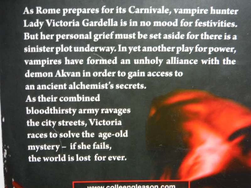 The Bleeding Dusk : The Gardella Vampire Chronicles - Paperback - Colleen Gleason