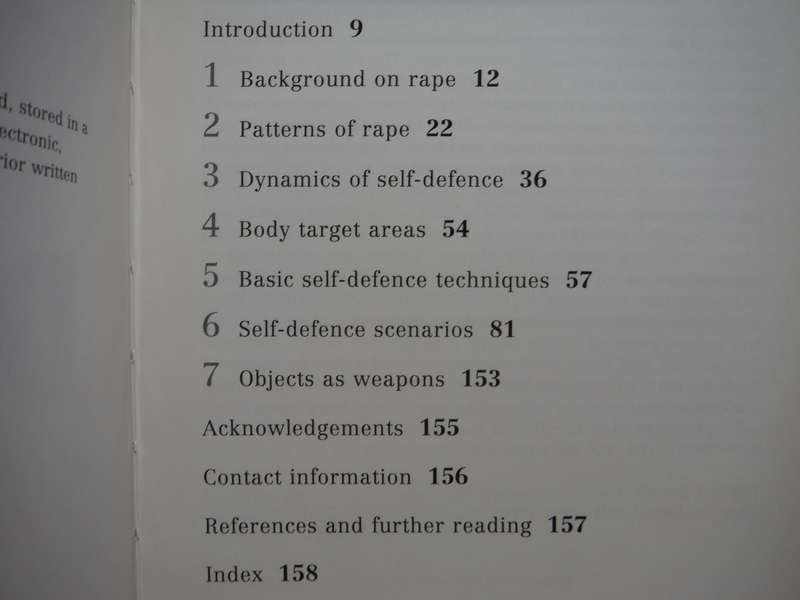 The South African Woman`s Guide to Self-Defence - Paperback - Sanette Smit - Second Edition