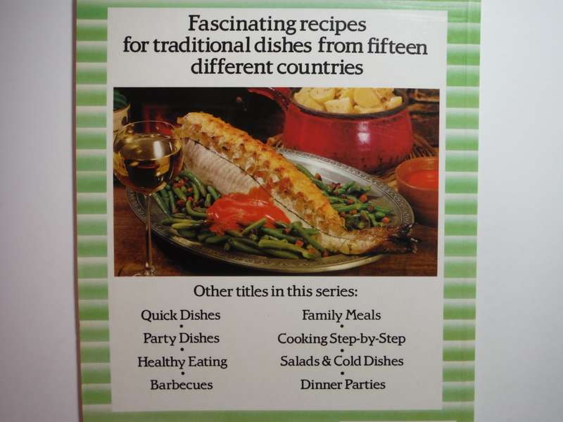 Hamlyn Favourite Cookbooks : International Cookery - Softcover