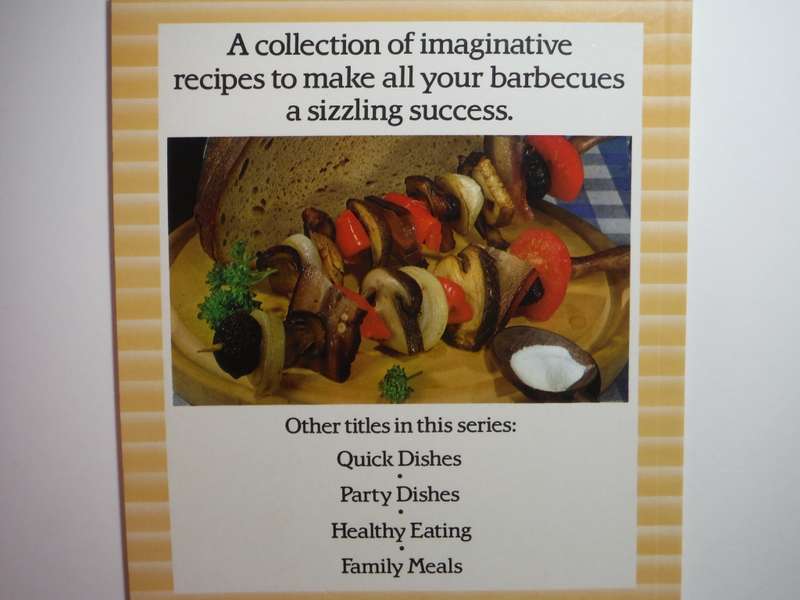 Hamlyn Favourite Cookbooks : Barbecues - Softcover
