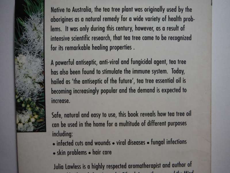 Tea Tree Oil - Paperback - Julia Lawless
