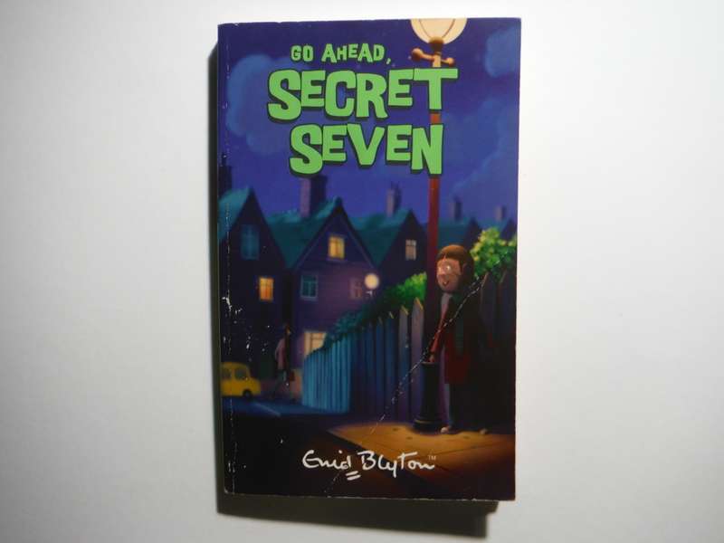 Go Ahead Secret Seven - Paperback - Enid Blyton