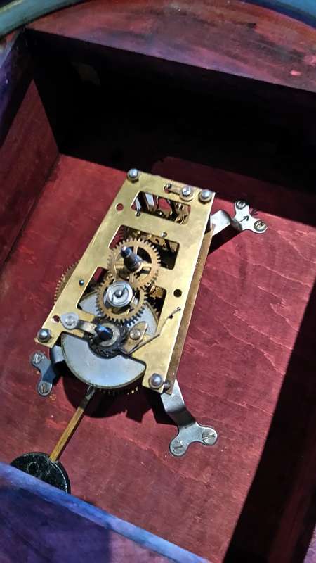 Station clock, working condition.