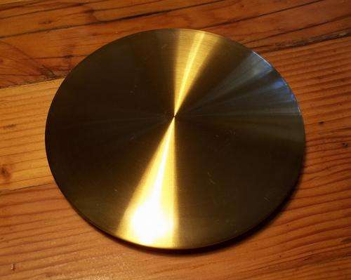 Brushed brass pendulum bobs. 160.5 mm 5 ounces. New old stock. Very good condition.