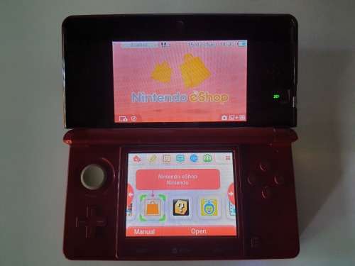 Metallic Red Nintendo 3DS + 5 Games