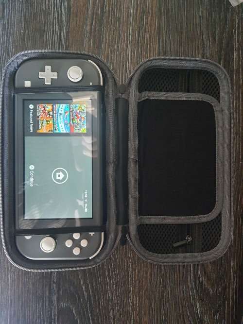 Nintendo Switch Lite - Grey - 2 Games + Extras