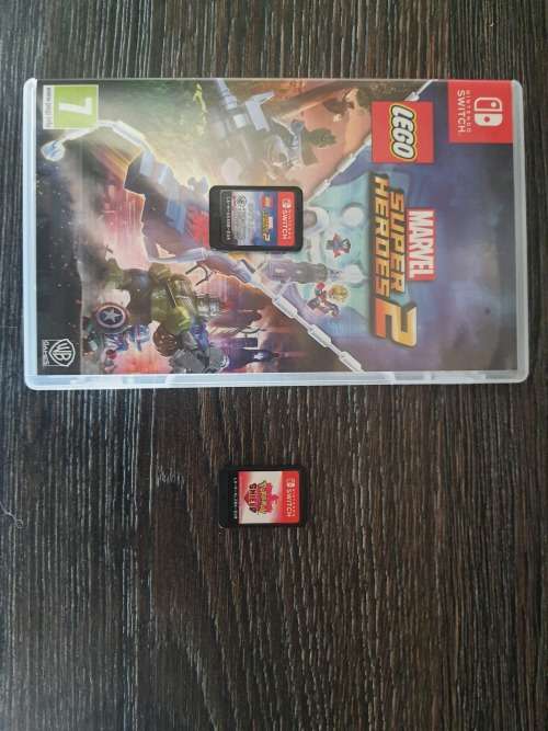 Nintendo Switch Lite - Grey - 2 Games + Extras