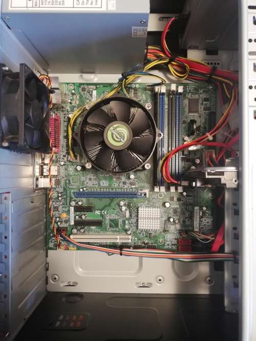 Refurbished PC *i5 2400, WIndows 10 Pro, 4gb ram, 500gb Hdd*
