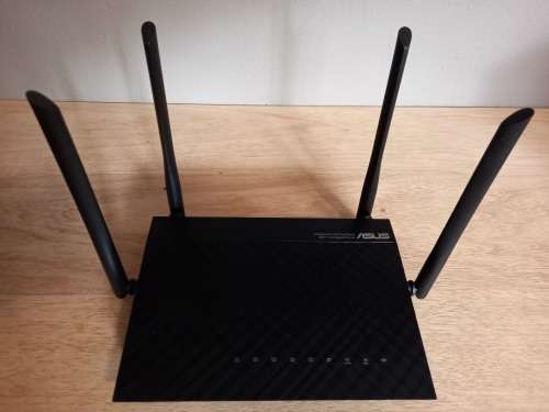 Asus RT-AC1200G+ Router *Never used*