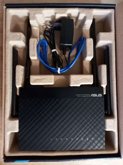 Asus RT-AC1200G+ Router *Never used*