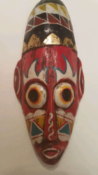 Beautiful Carved wall hanging "mask"