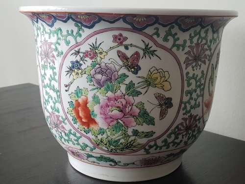 Qianlong  Porcelain Jardiniere