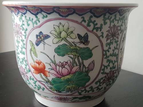 Qianlong  Porcelain Jardiniere