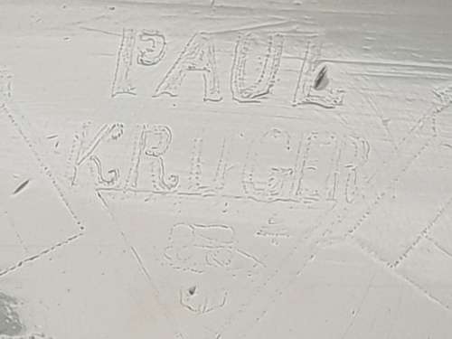 Paul Kruger Box!!! Heavy!! 5.2 kg!!