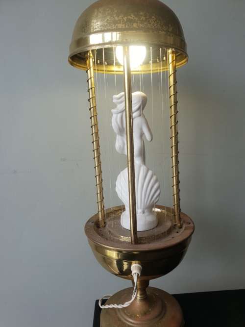 Venus Brass Oil Rain Lamp!! Very Vintage!!