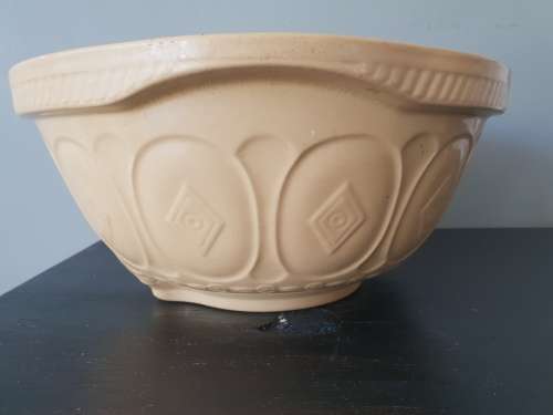 LARGE TG Green and Co Ltd, The Gripstand Mixing Bowl!!