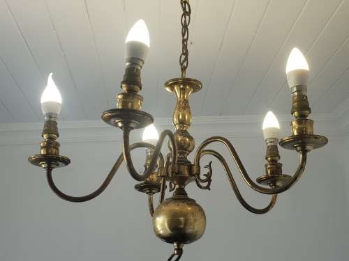 Stunning Brass Chandelier 100% working!!