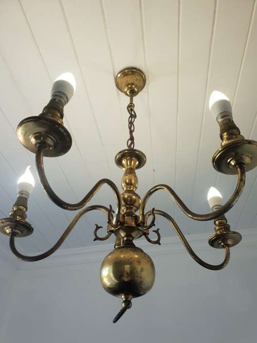 Stunning Brass Chandelier 100% working!!