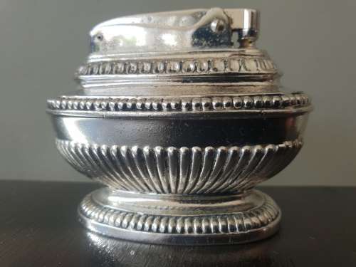 Ronson Queen Anne Made in England Table Lighter!!