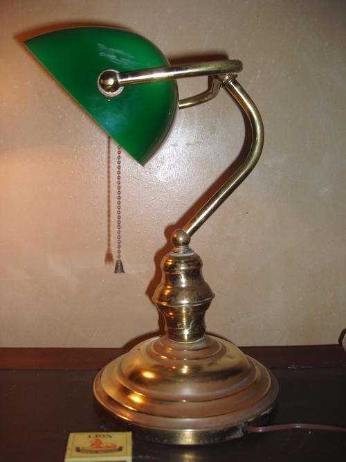 STUNNING EXECUTIVE DESK LAMP