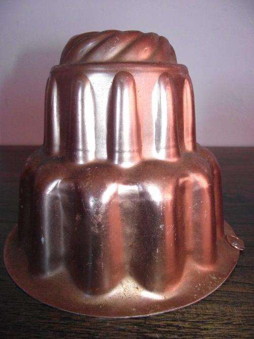 LARGE JELLY OR BAKING 6 CUP MOULD