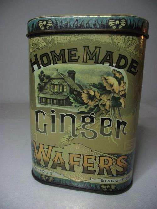 FAMOUS BISCUIT CO HOMEMADE GINGER WAFERS TIN