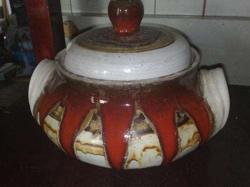LARGE POTTERY TUREEN AND LID BY MALISA