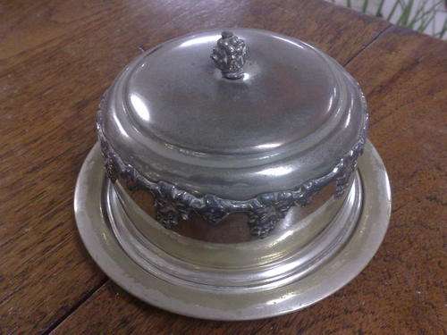"VAN RIEBEECK" STYLE SERANCO PLATED SILVER BUTTER DISH