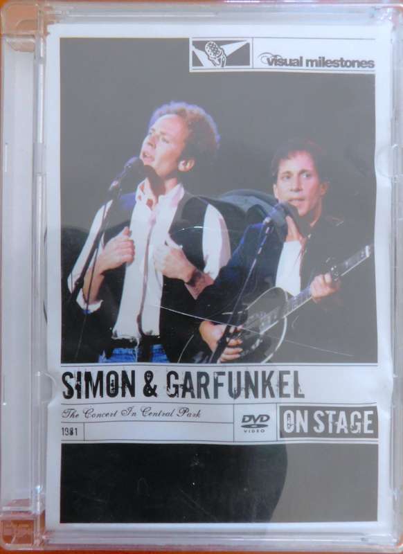 ON Stage - SIMON AND GARFUNKEL [DVD]
