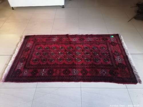 Hand made Baluchistan persian carpet 108x188